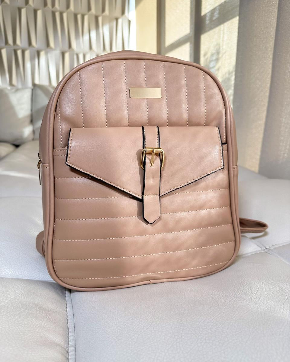 Luce con Estilo y Lleva Todo Contigo – Morral para Dama con Correa Ajustable"