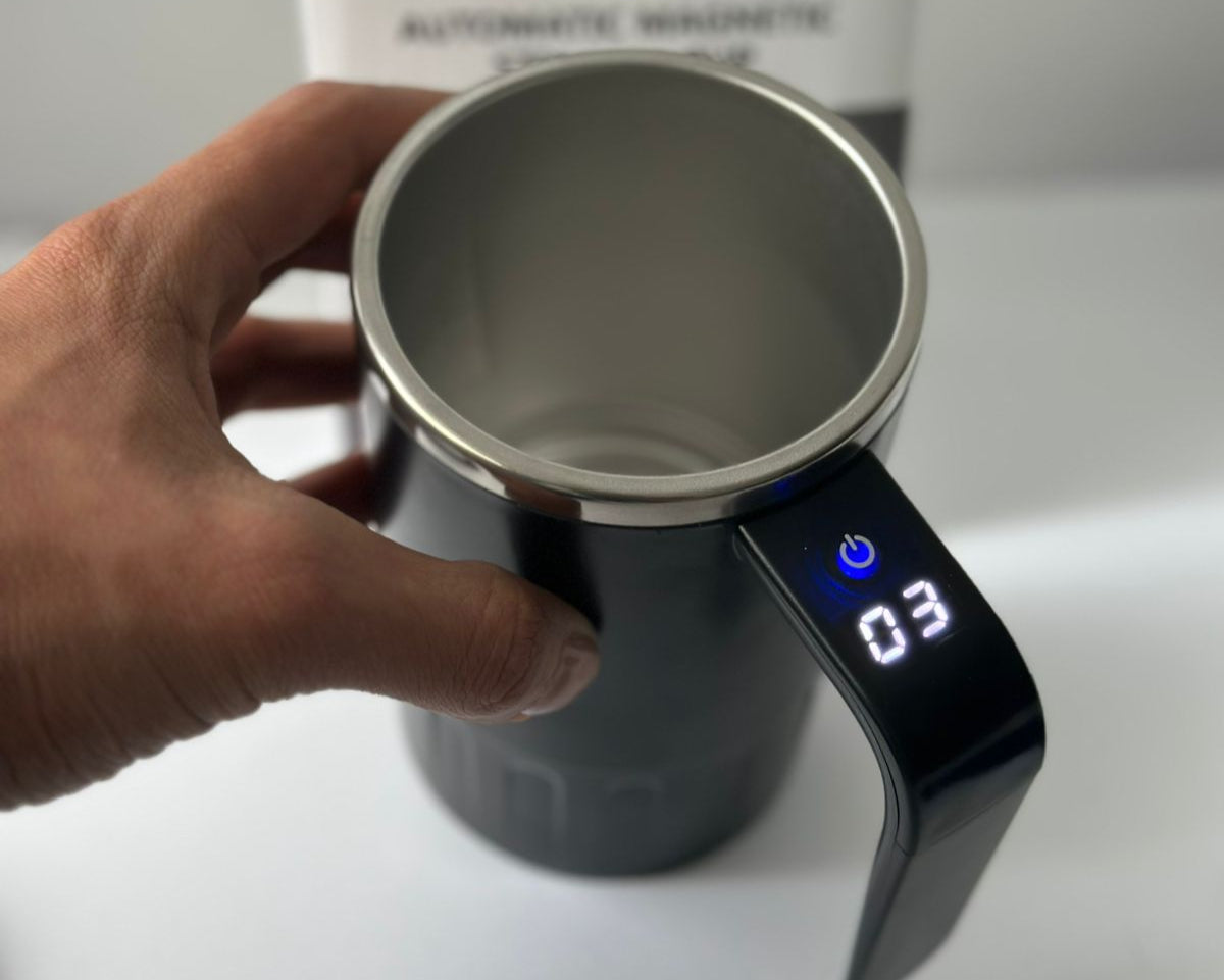 Tu Vaso Mezclador Digital – Mezclas Perfectas con Solo un Botón